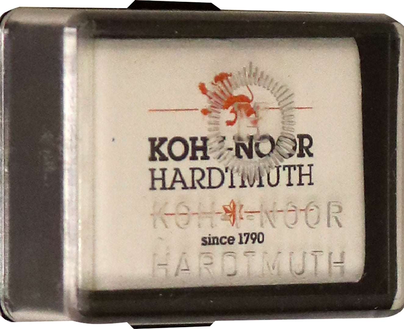 Ластик 642415 д/графита 8В-2В и угля, пласт.футляр