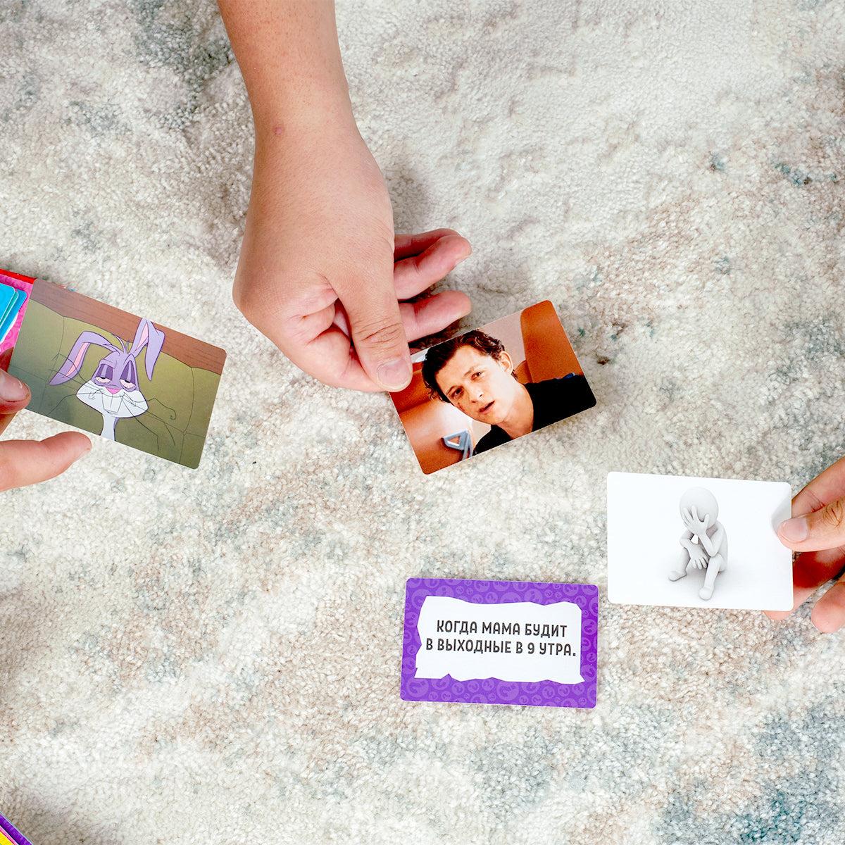 Игра настольная "Мемные истории" (Мемы) 14+