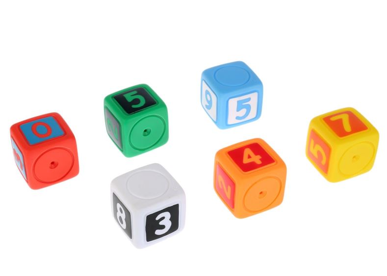 Jouets en plastique pour la boutique "ИГРАЕМ ВМЕСТЕ" Cubes avec ciframi (6шт) dans un ensemble (руссуп) dans la couleur 2*24шт