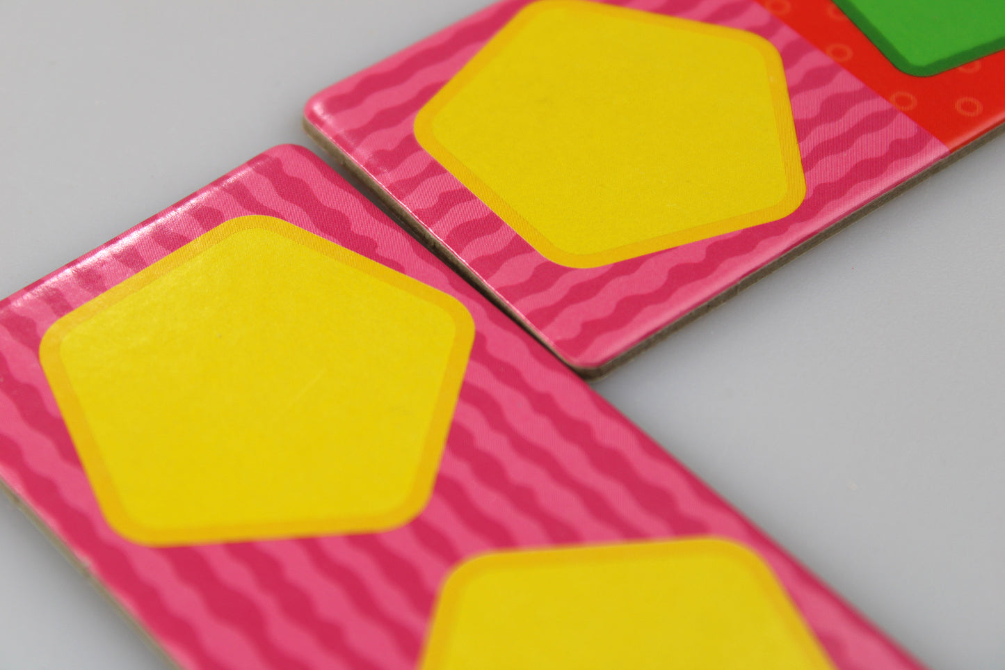 Домино "Фигуры" Детские игрушки в кор.10шт