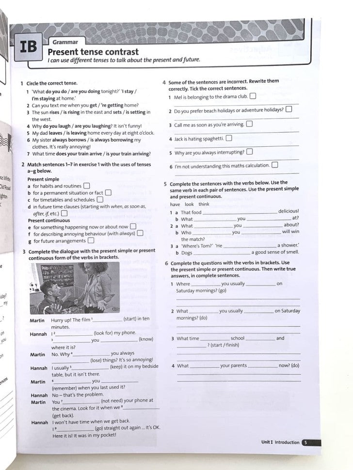 Solutions Intermediate Students Book, 3rd ed.'