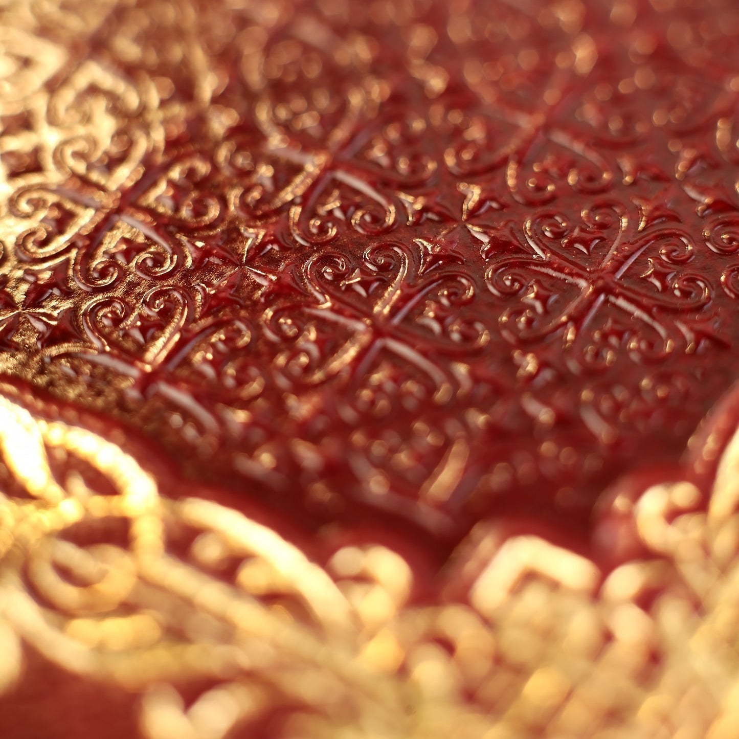 Новый Завет. (золот.тиснен., темно-коричневый).