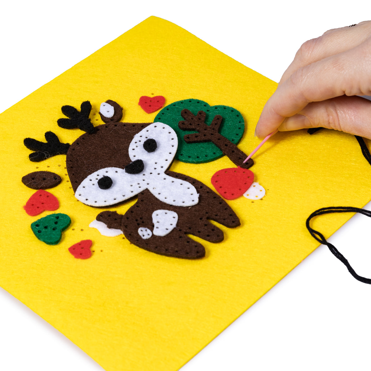 Набор для творчества. Панно из фетра на пяльцах "Олененок"