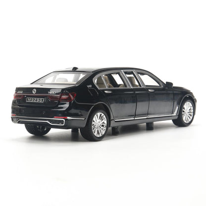 Machine en métal pour BMW 760, 22 cm, double, capot, bagage, inertie - en cor.24шт