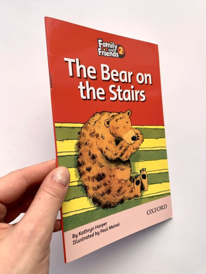 2 P.3 The Bear On The Stairs (Медведь на ступеньках)