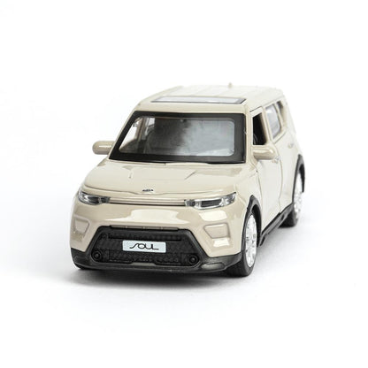 Машина металл KIA soul длина 12 см, двери, багаж., инерц, золотистый, кор. Parc technologique dans le cor.2*36шт