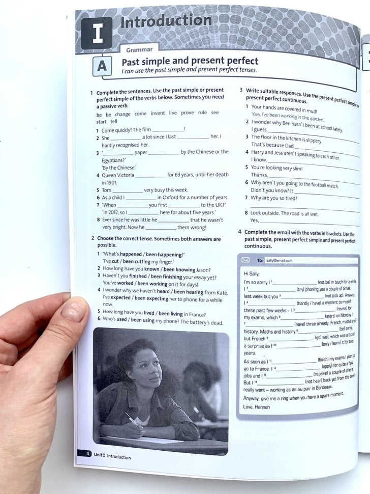 Solutions (3rd Edition) Advanced Students Book'