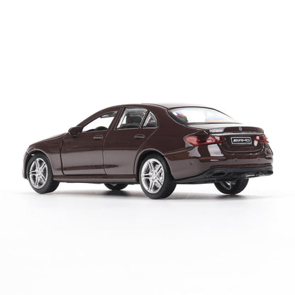 Машина металл MERCEDES-BENZ classe e amg 12см, дв,баг,ин,бордовый, кор. Parc technologique dans le cor.2*36шт