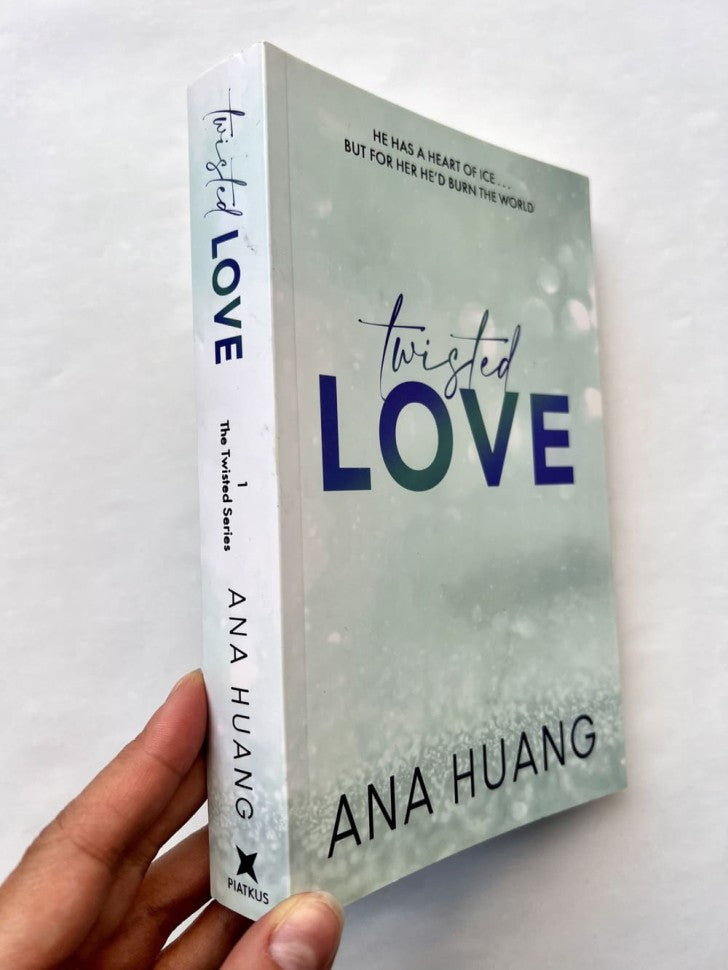 Twisted Love (Ana Huang) Запутанная любовь (Ана Хуан) / Книги на английском языке