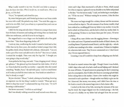 A Court of Thorns and Roses Sarah J. Maas Королевство шипов и роз Сара Дж Маас / Книги на английском языке