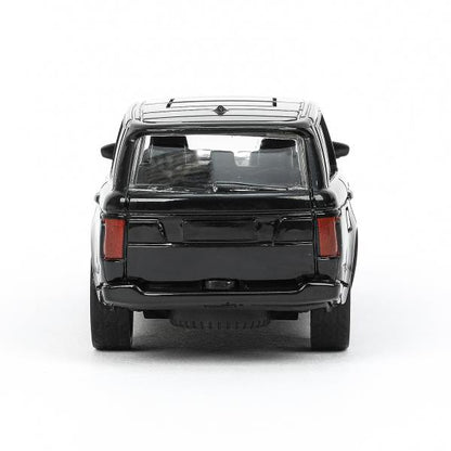 Machine en plastique LAND ROVER RANGE ROVER VOGUE 12 cm, argent, noir, couleur. Parc technologique en cor.2*120шт