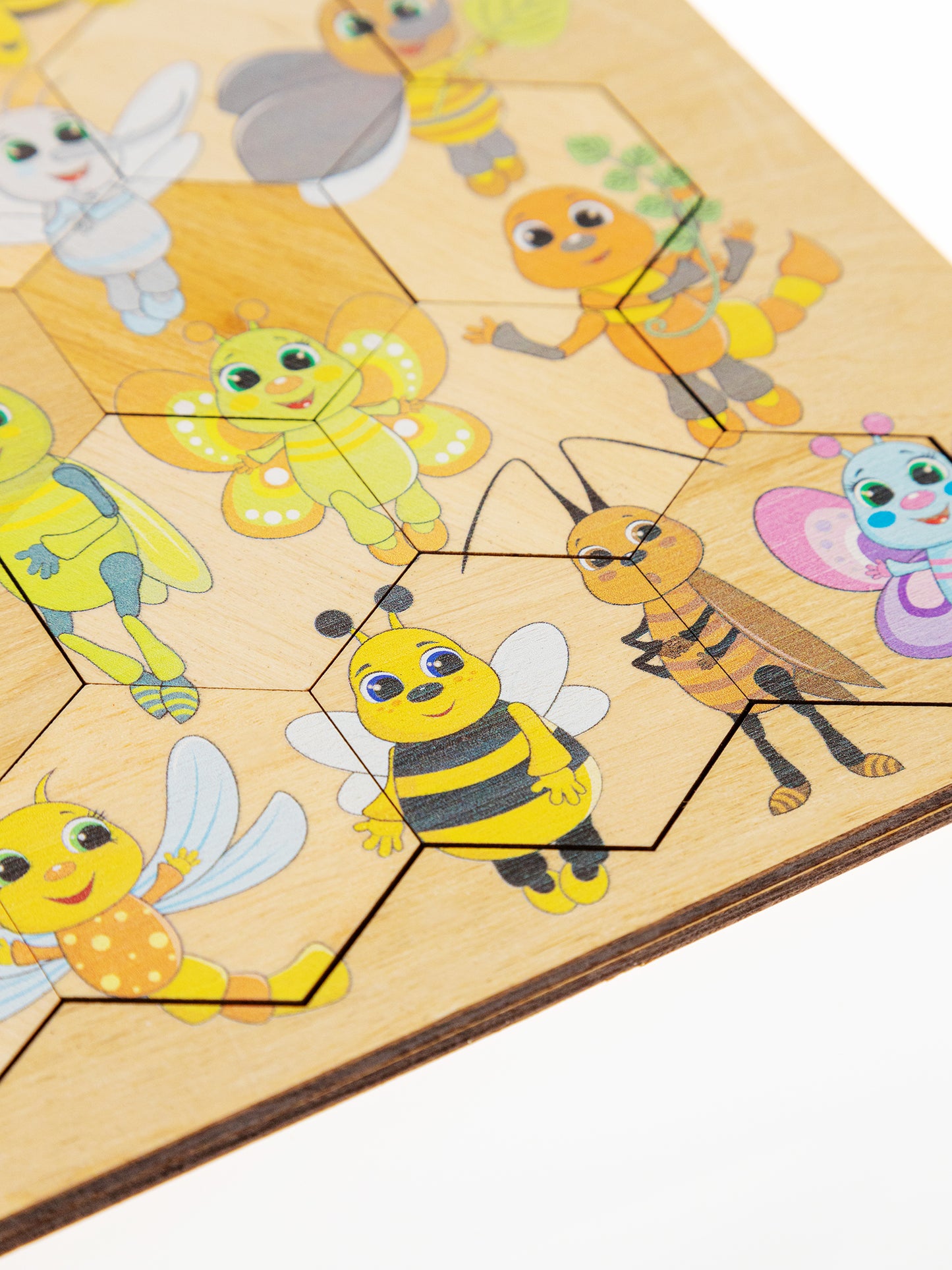 00784 Пазл деревянный. Занимательные соты. Букашки