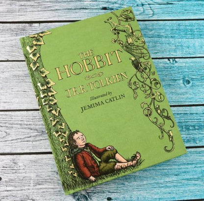 The Hobbit illustrated edition (J.R.R Tolkien) Хоббит иллюстрированное издание (Дж Р Толкин)/ Книги на английском языке