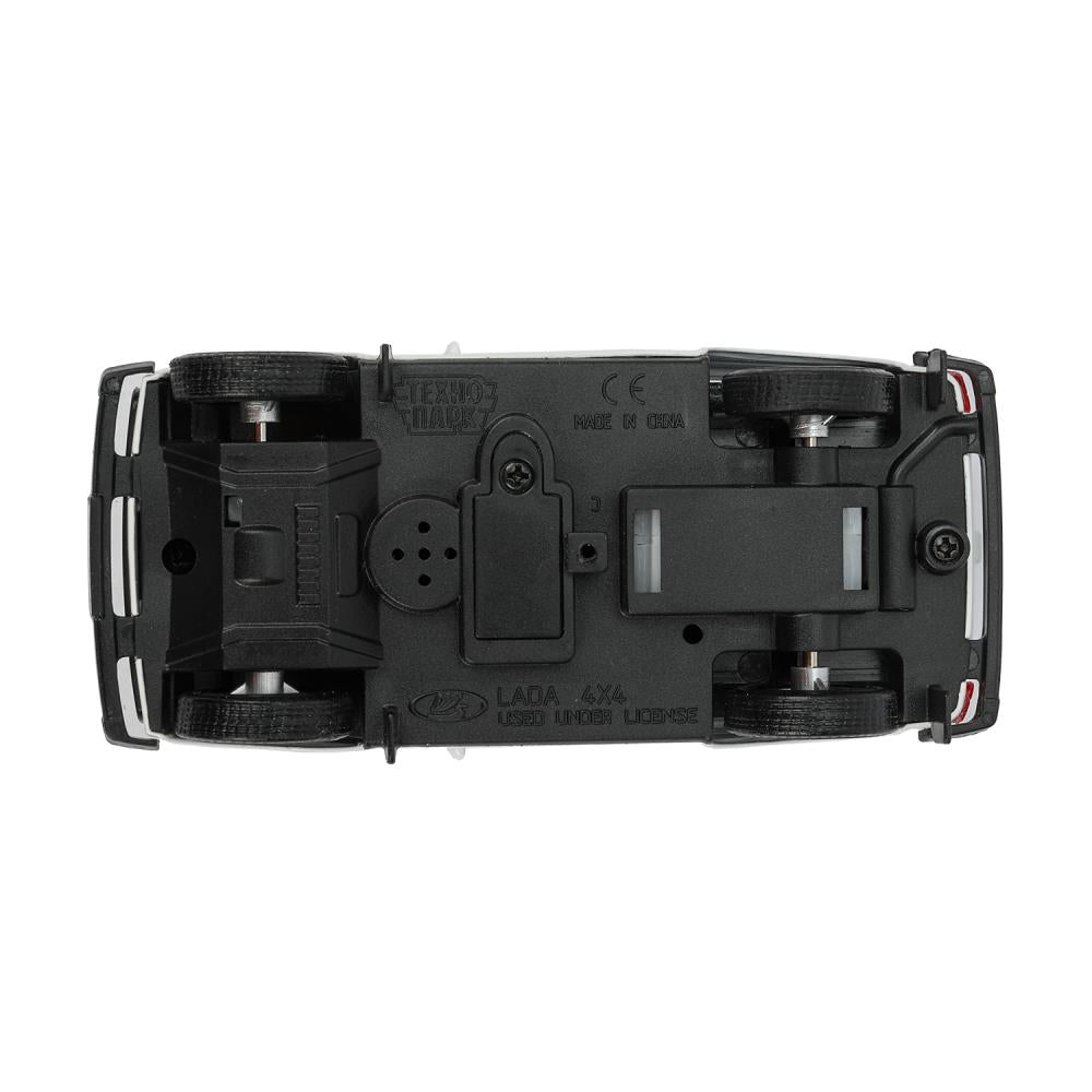 Машина металл LADA 4x4 длина 12 см, двери, багажник, инерц, белый, кор. Технопарк в кор.2*36шт