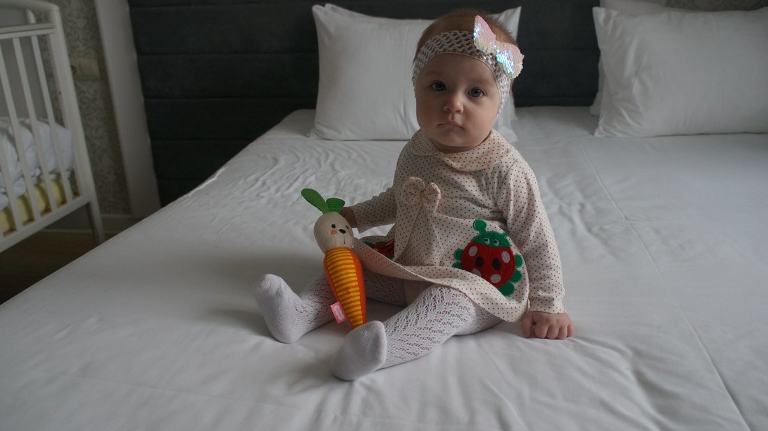 Мякиши арт.752 Игрушка-пищалка "Зайка Морковка"