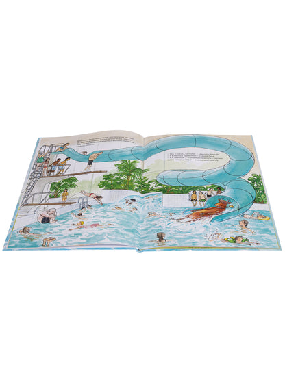 Мама Му в бассейне