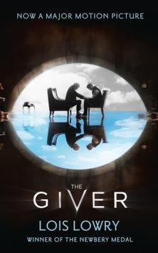 The Giver: film tie-in (Lois Lowry) Дающий (Луи Лоури) /Книги на английском языке