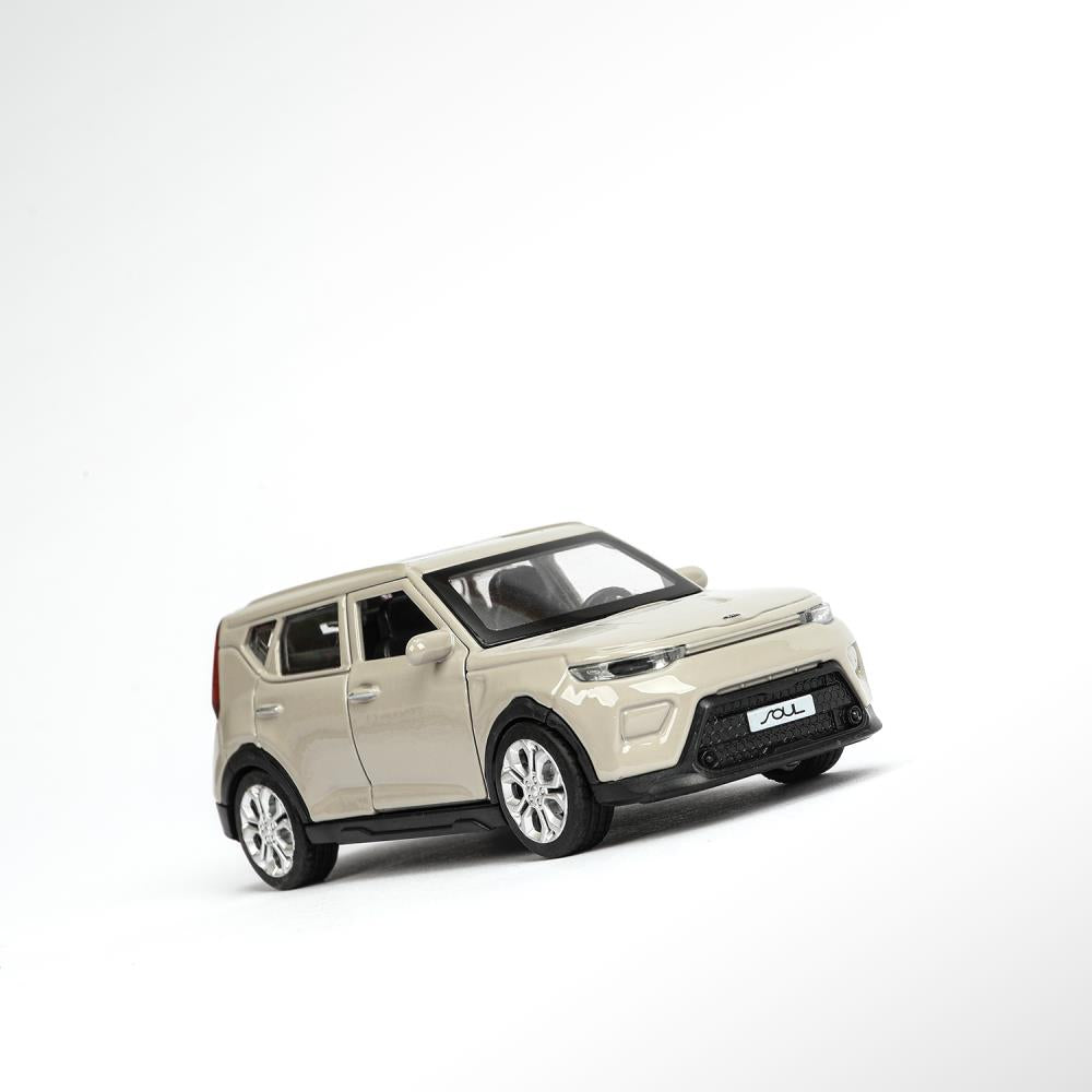 Машина металл KIA soul длина 12 см, двери, багаж., инерц, золотистый, кор. Parc technologique dans le cor.2*36шт