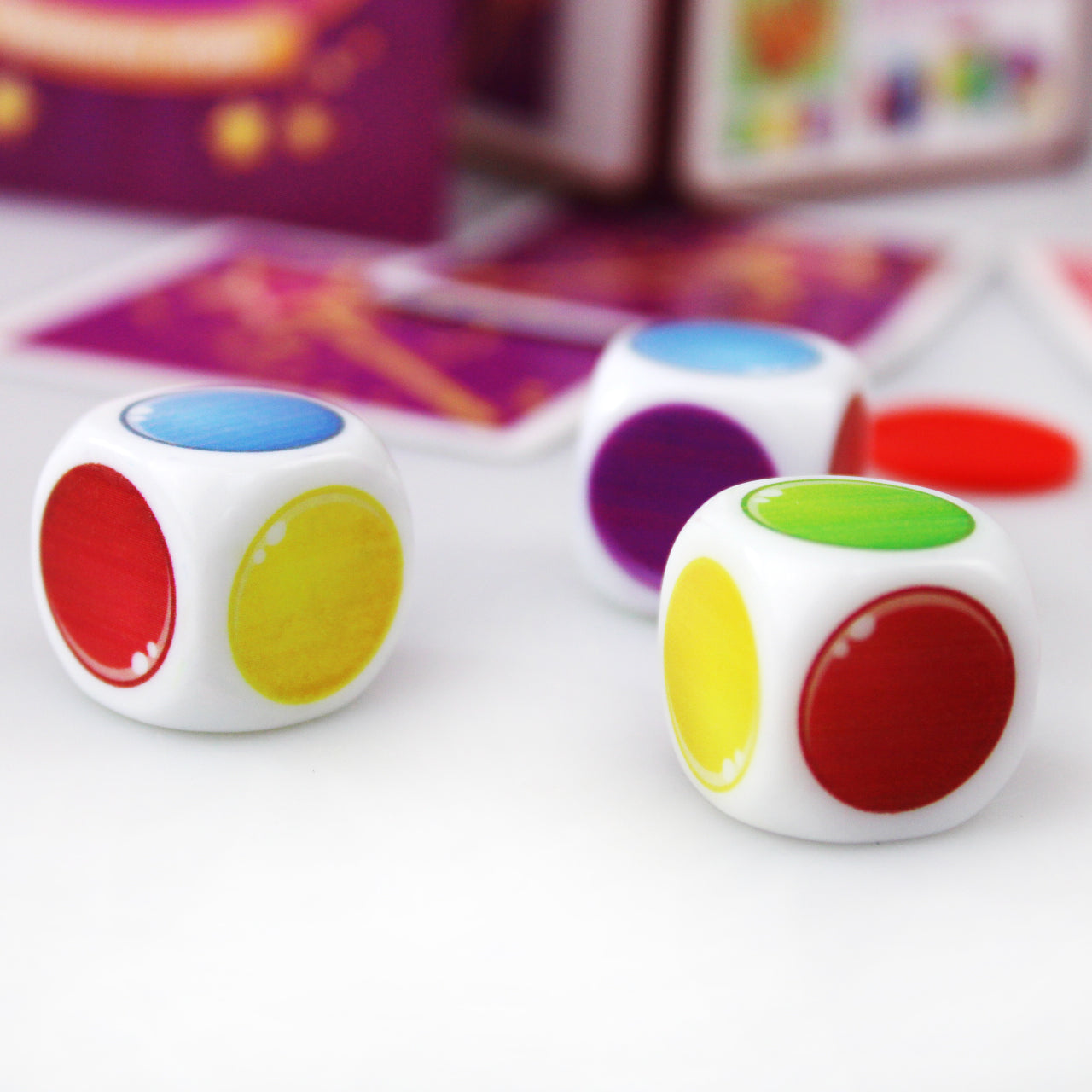 Игра настольная "Школа волшебства" (жестяная коробочка)