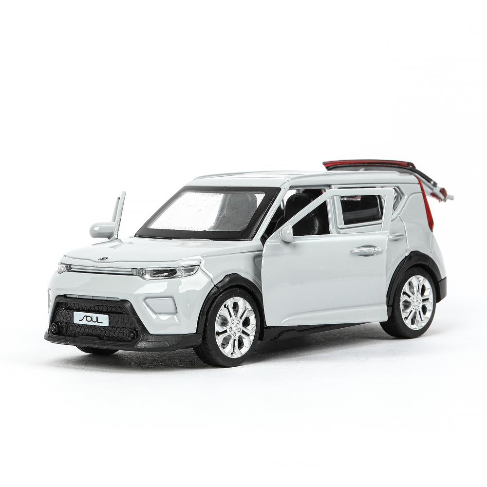 Машина металл KIA soul длина 12 см, двери, багаж., инерц, серебряный, кор. Parc technologique dans le cor.2*36шт