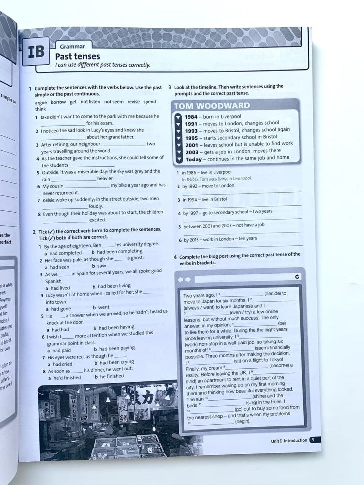 Solutions (3rd Edition) Advanced Students Book'