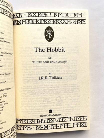 The Hobbit (Tolkien J.R.R.) Хоббит (Д.Р.Р Толкин) /Книги на английском языке