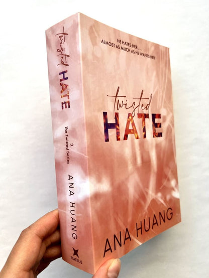 Twisted Hate (Ana Huang) Разрушительная ненависть (Ана Хуан) /Книги на английском языке
