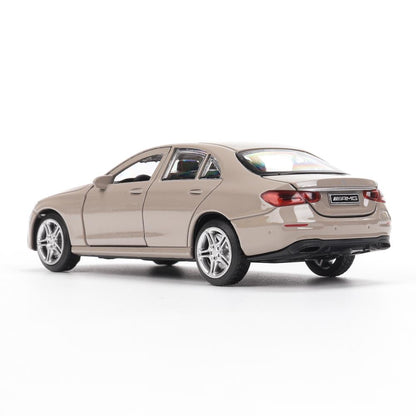 Машина металл MERCEDES-BENZ classe e amg 12см, дв,баг,ин,золотистый, кор. Parc technologique dans le cor.2*36шт