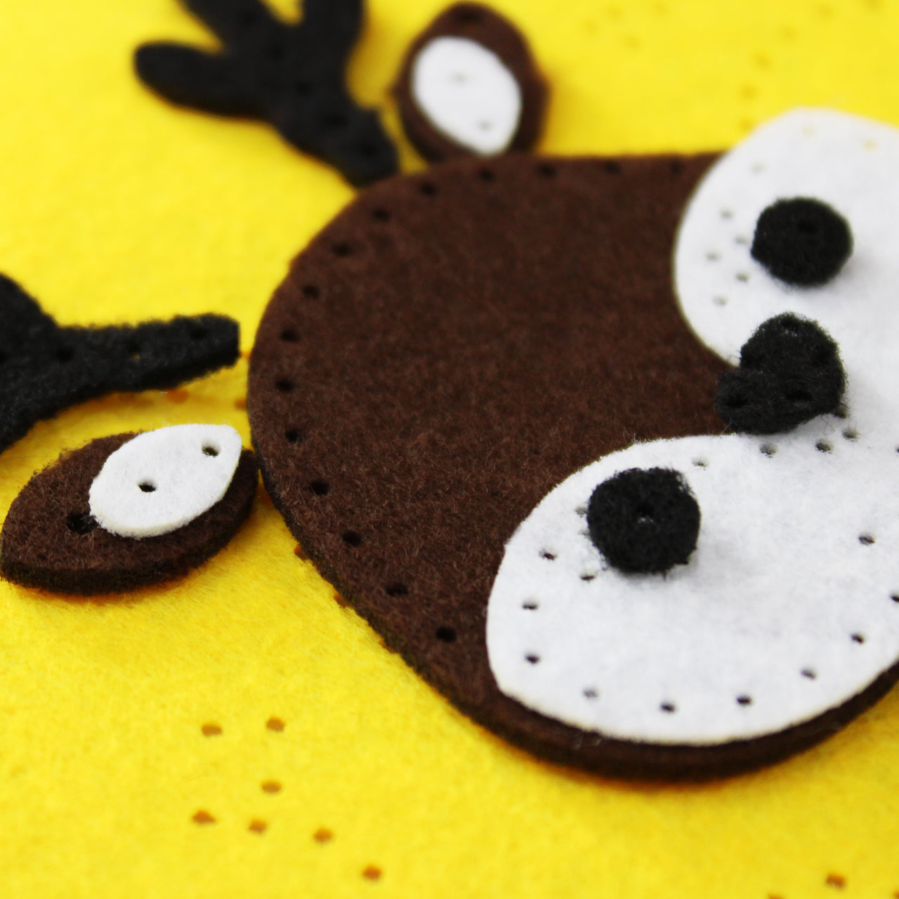 Набор для творчества. Панно из фетра на пяльцах "Олененок"