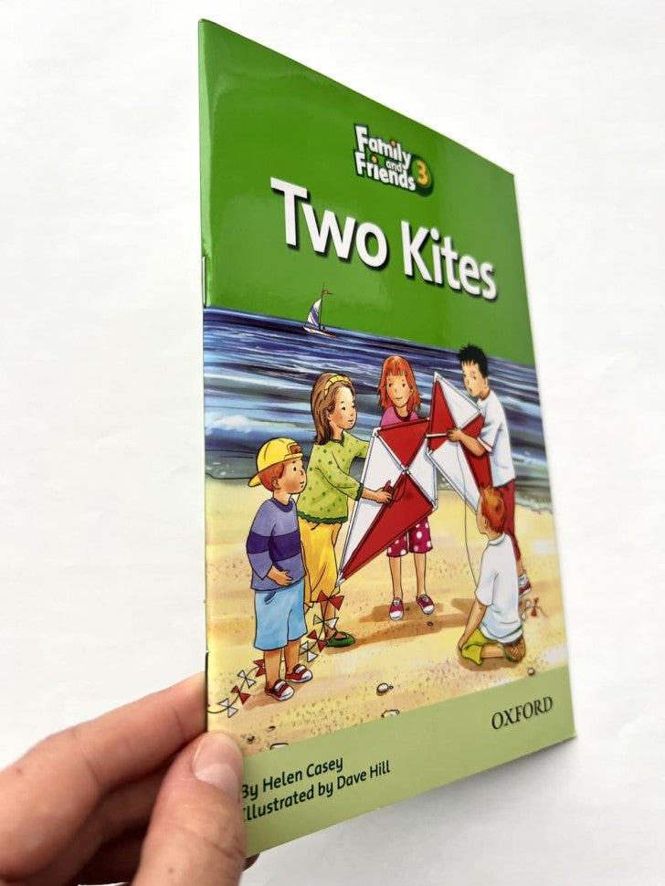 Family and Friends Readers 3. Two Kites