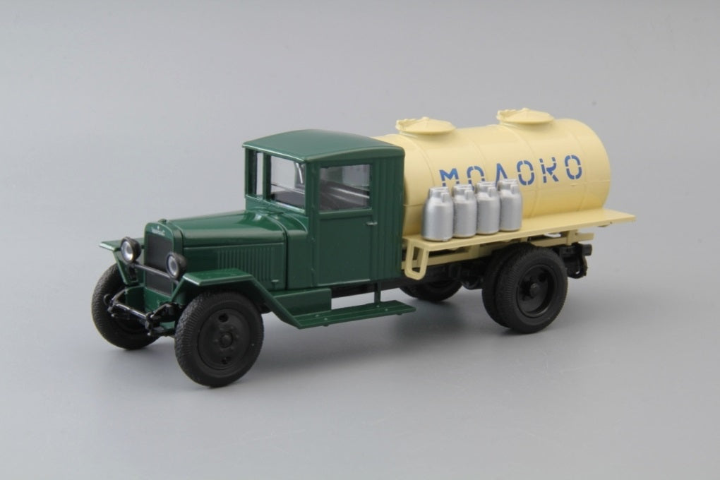 Наш Автопром.Н915/916 Машина "УралЗИС-5В АЦ" 1:43 в ассортименте