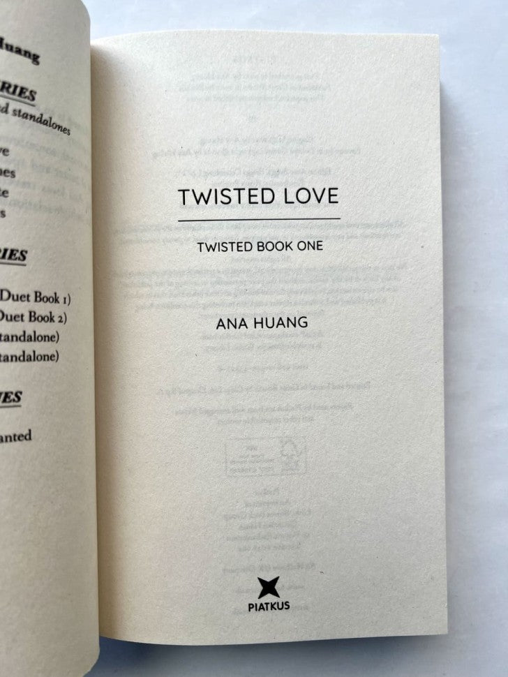 Twisted Love (Ana Huang) Запутанная любовь (Ана Хуан) / Книги на английском языке