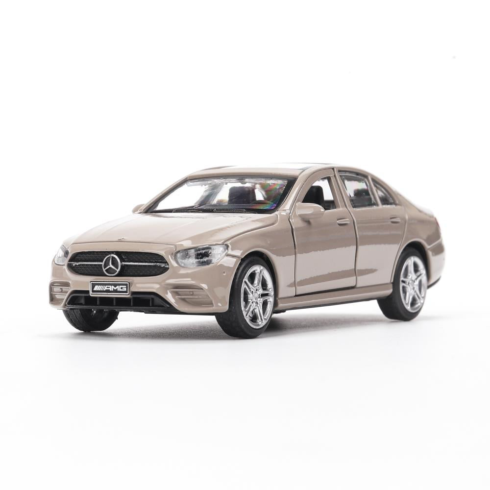 Машина металл MERCEDES-BENZ classe e amg 12см, дв,баг,ин,золотистый, кор. Parc technologique dans le cor.2*36шт