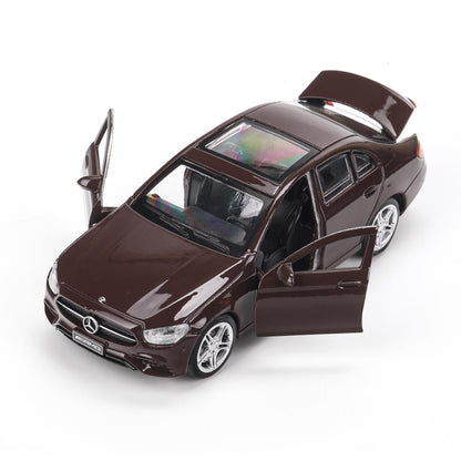Машина металл MERCEDES-BENZ classe e amg 12см, дв,баг,ин,бордовый, кор. Parc technologique dans le cor.2*36шт
