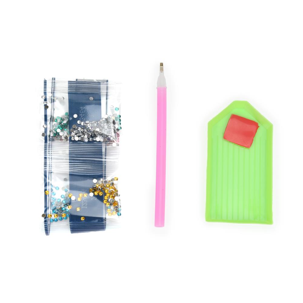 Mosaïque d'album 15*15, en corbeau, en forme de club avec le MOSAIC АРТ en cor.48шт