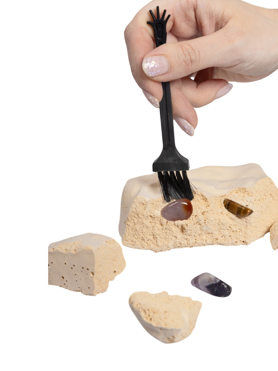 Раскопки "Натуральные самоцветы" 14+