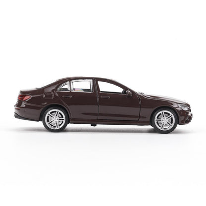 Машина металл MERCEDES-BENZ classe e amg 12см, дв,баг,ин,бордовый, кор. Parc technologique dans le cor.2*36шт