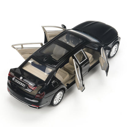 Machine en métal pour BMW 760, 22 cm, double, capot, bagage, inertie - en cor.24шт