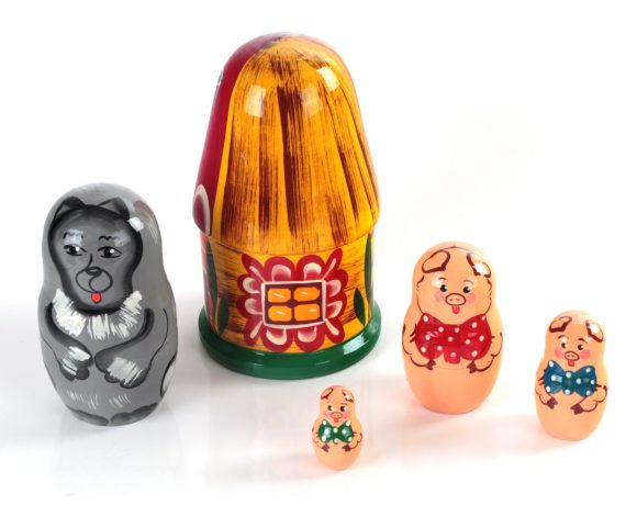 Матрешка "Три поросенка" (5 в 1: дом, волк, 3 поросенка) арт.Р-45/932 (РНИ) /24